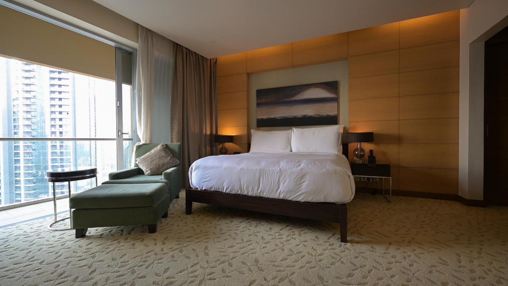 Four Apple Emaar Fashion Avenue Deluxe Apartment *